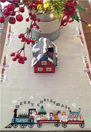 Santa's Train Table Runner - Twin Peak Primitives
