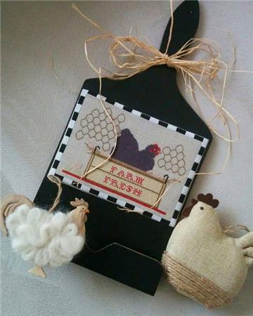 Farm Fresh Eggs - Twin Peak Primitives