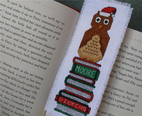 Christmas Owl Sitting On Books - Keb Studio Creations