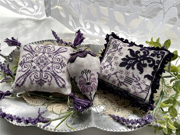 Samplings of Lace: Summer - Jan Hicks Creates