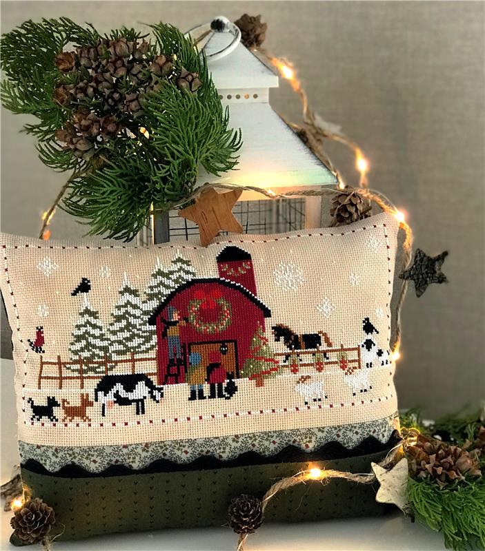 Christmas Preparation At The Barn - Twin Peak Primitives