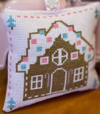 House: Shabby Christmas Series - Anabella's