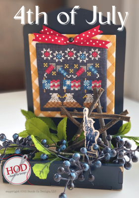 4th Of July: Plaid All Year Series #2 - Hands on Design