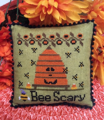 Bee Scary - Needle Bling Designs