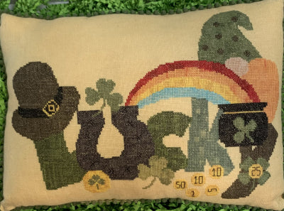 Lucky - Needle Bling Designs