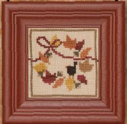 Red Thread, Wreath - Bent Creek