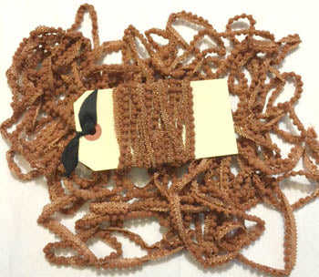 Toast Pom Pom - Lady Dot Creates