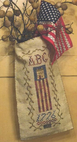 Liberty House Hanging Pouch - Homespun Elegance