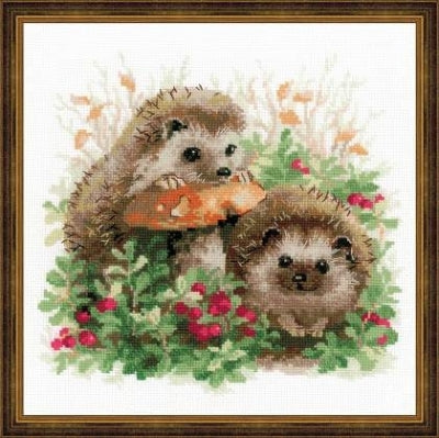 Hedgehogs In Lingonberries - Riolis